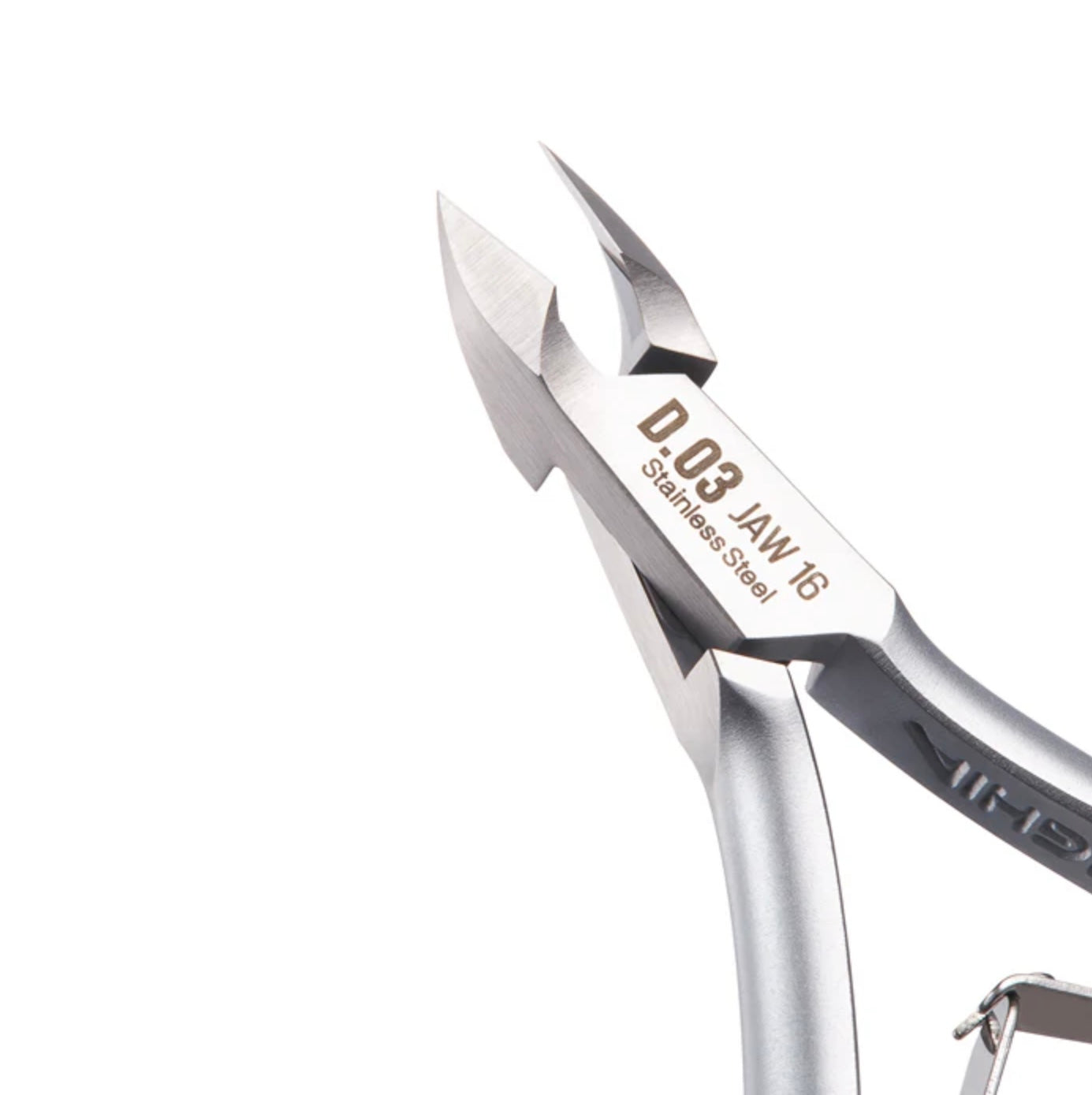 Nghia Nipper D-03
